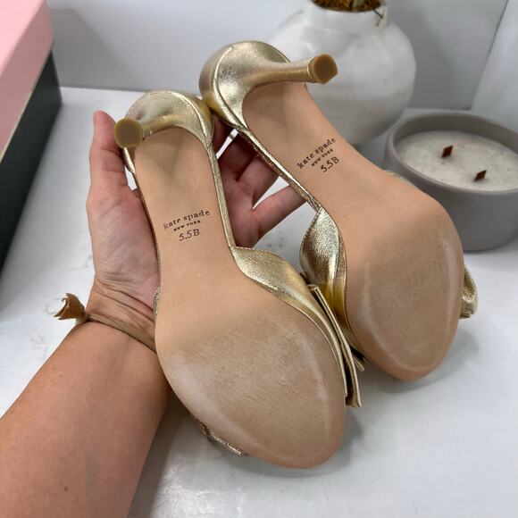 Kate Spade Bridal Bow Leather Heeled Pumps Pale Gold K1004 Women's 5.5B NWB - Picture 9 of 11